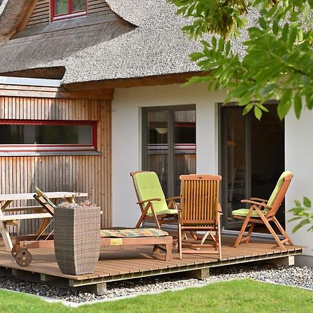 Reetdachhaus "Treibholz" Villa Wiek auf Ruegen Exterior photo