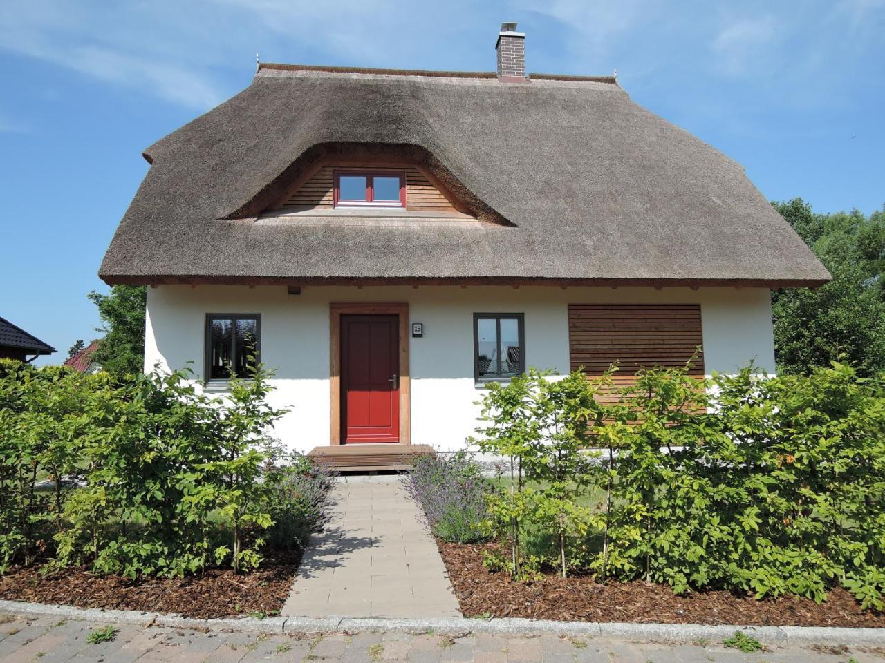 Reetdachhaus "Treibholz" Villa Wiek auf Ruegen Exterior photo